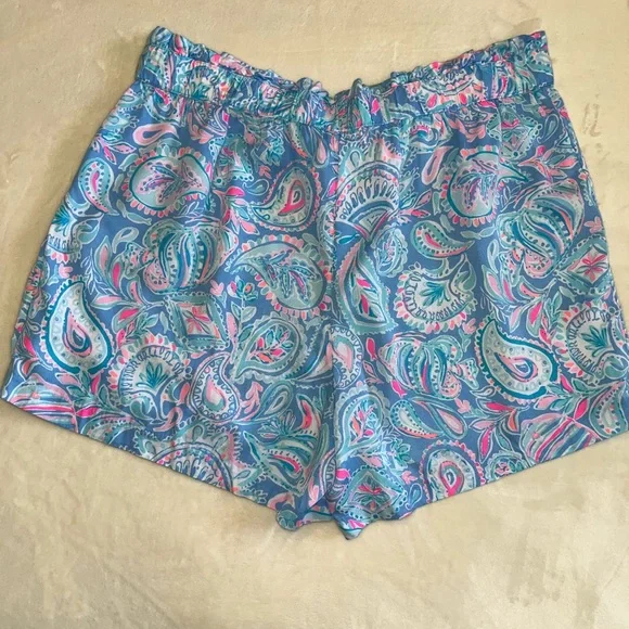 Lilly Pulitzer Colorful Patterned Shorts Trio Sz XL - Picture 5 of 13